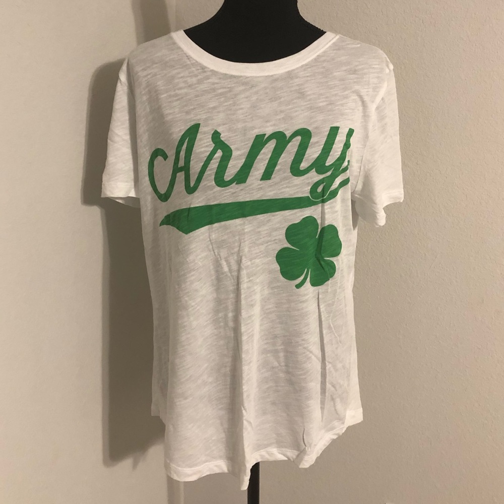 NWOT St Patrick’s Day Army shirt